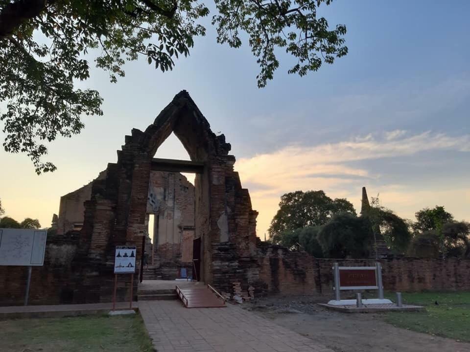 Zleepinezz Hostel Phra Nakhon Si Ayutthaya Ngoại thất bức ảnh