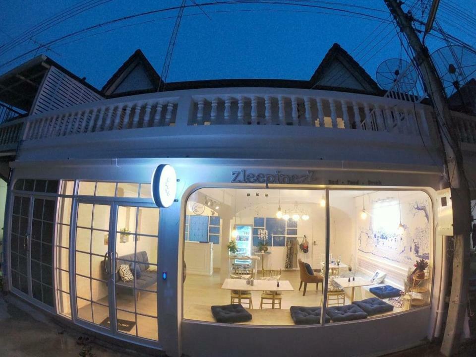 Zleepinezz Hostel Phra Nakhon Si Ayutthaya Ngoại thất bức ảnh