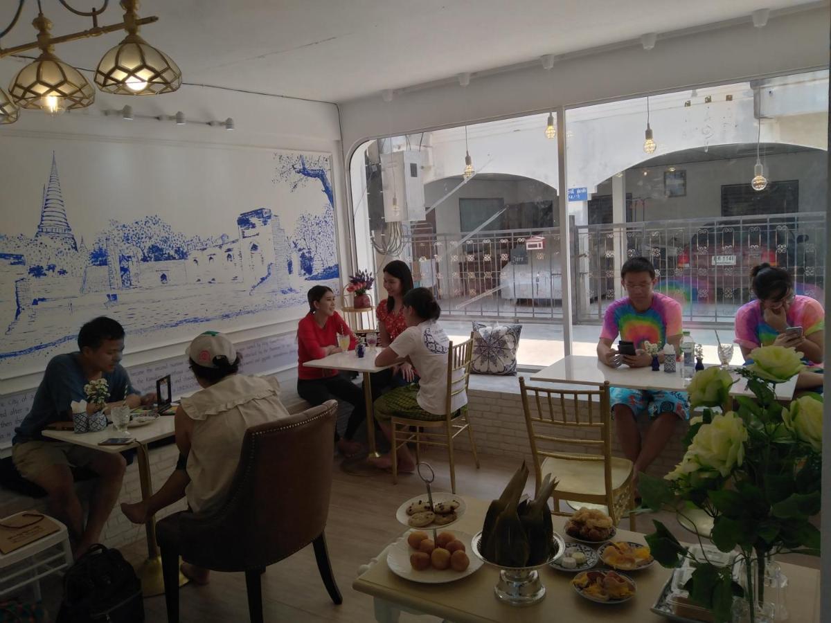 Zleepinezz Hostel Phra Nakhon Si Ayutthaya Ngoại thất bức ảnh